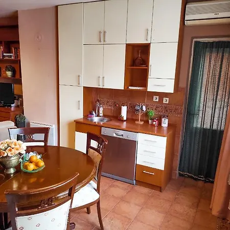 Apartman Center 1 *