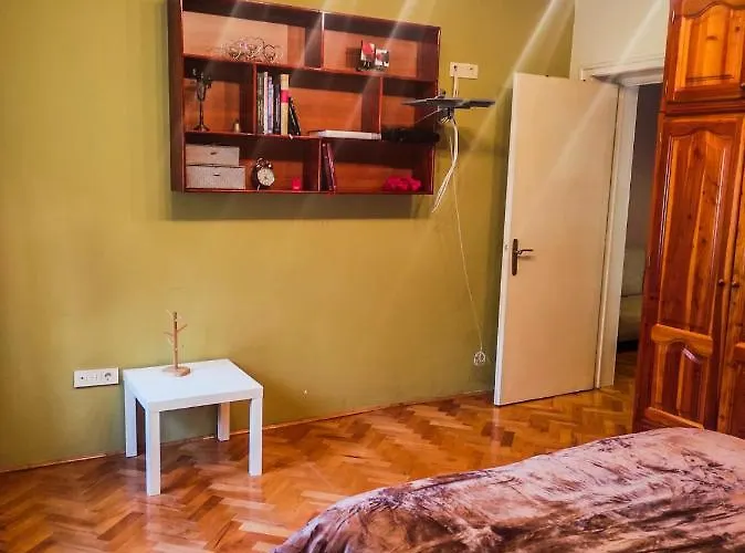 Center 1 * Podgorica